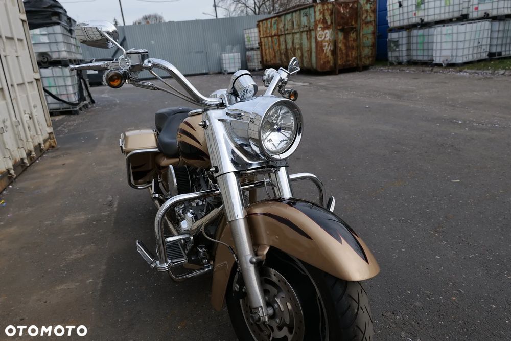 Harley-Davidson Touring Road King - 14