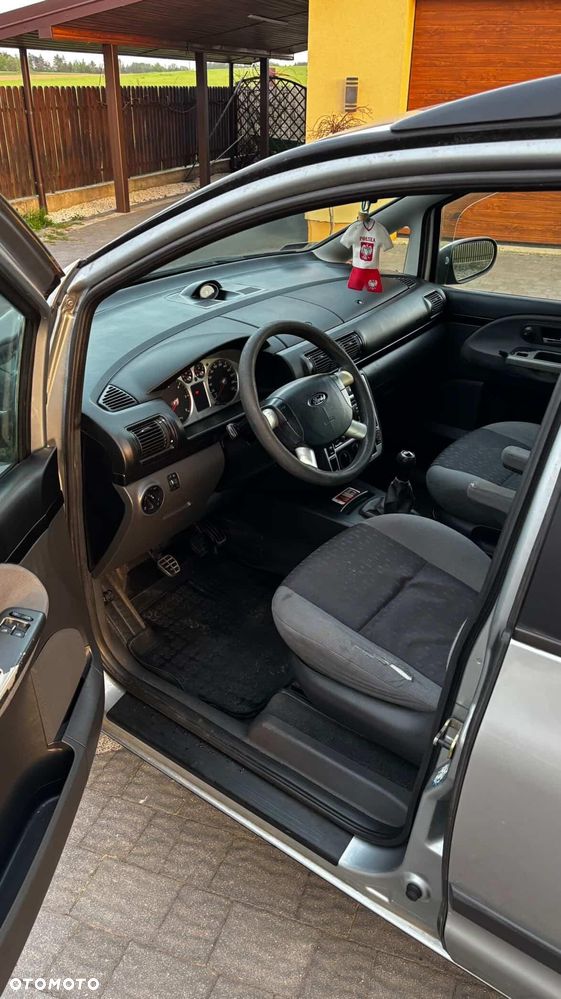 Ford Galaxy - 15