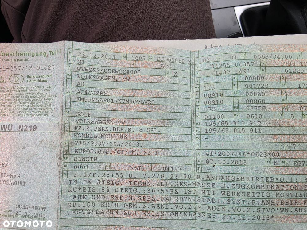 Volkswagen Golf 1.2 TSI BMT Trendline Perfectline - 27