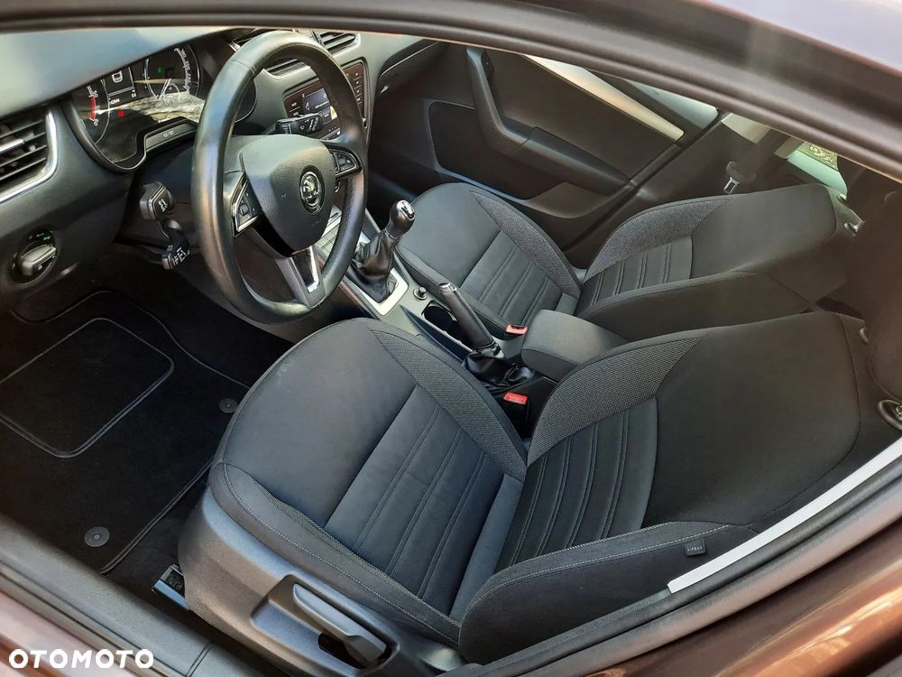 Skoda Octavia 2.0 TDI Ambition EU6 - 15