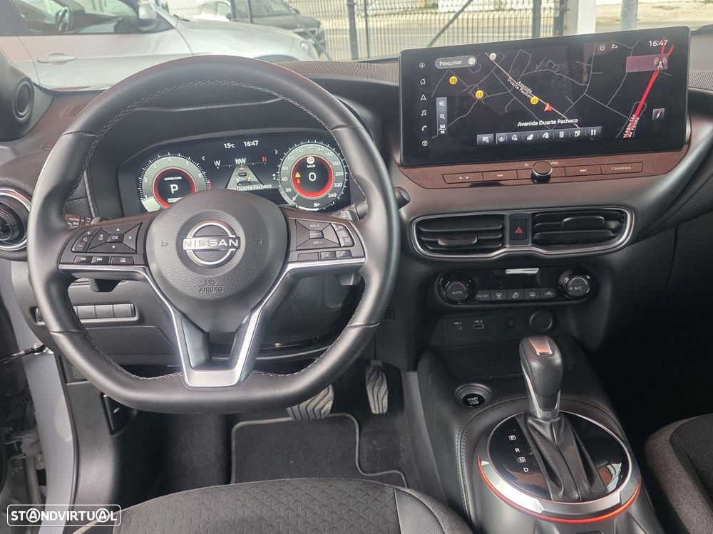 Nissan Juke 1.0 DIG-T N-Connecta NAV. DCT - 9
