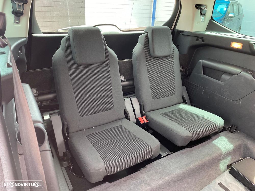Peugeot 5008 1.6 HDi Allure - 17