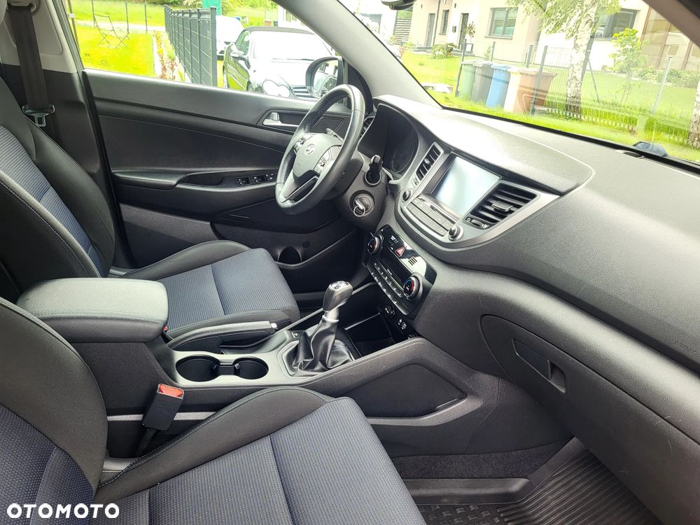 Hyundai Tucson 1.6 GDi Comfort 2WD - 24