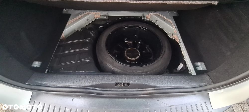 Renault Scenic dCi 110 FAP EDC Bose Edition - 33