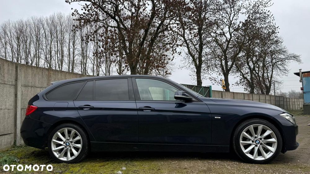 BMW Seria 3 - 36