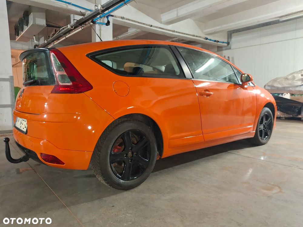 Citroën C4 1.4 16V X - 1