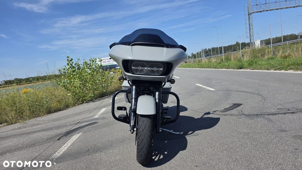 Harley-Davidson Touring Road Glide - 3