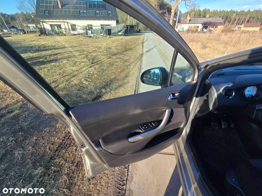 Peugeot 308 1.6 HDi Premium Plus - 13