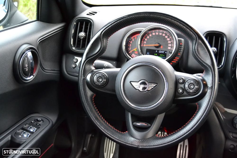 MINI Countryman Cooper D - 25