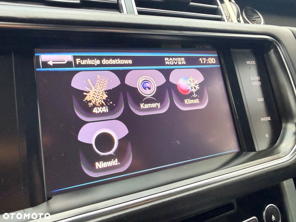 Land Rover Range Rover 4.4SD V8 LWB Vogue - 35