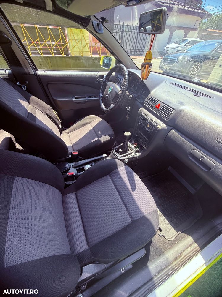 SKODA Octavia 2009 — imagine 7