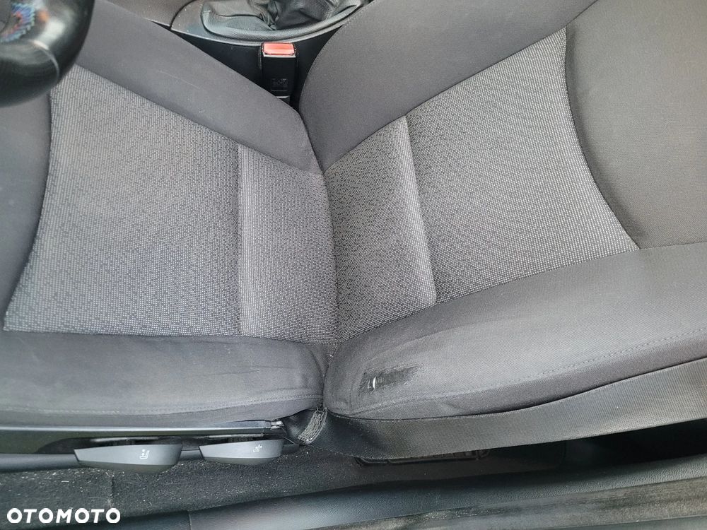BMW Seria 3 - 12