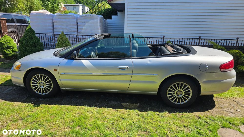 Chrysler Sebring - 15