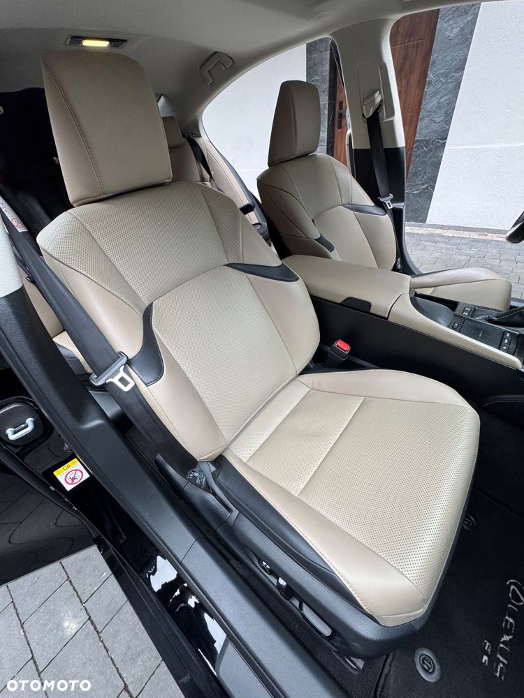 Lexus ES 300h Elegance - 9