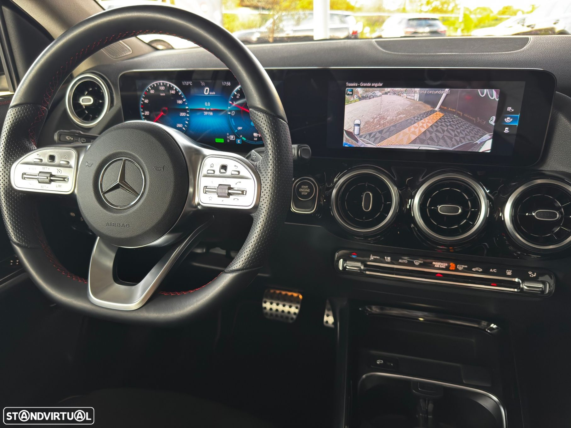 Mercedes-Benz GLA 250 e AMG Line - 31