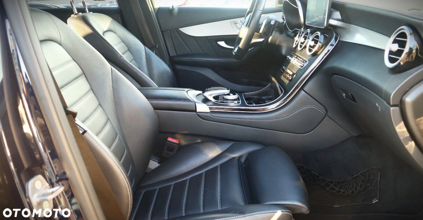Mercedes-Benz GLC - 20