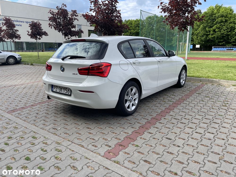 BMW Seria 1 118i - 3