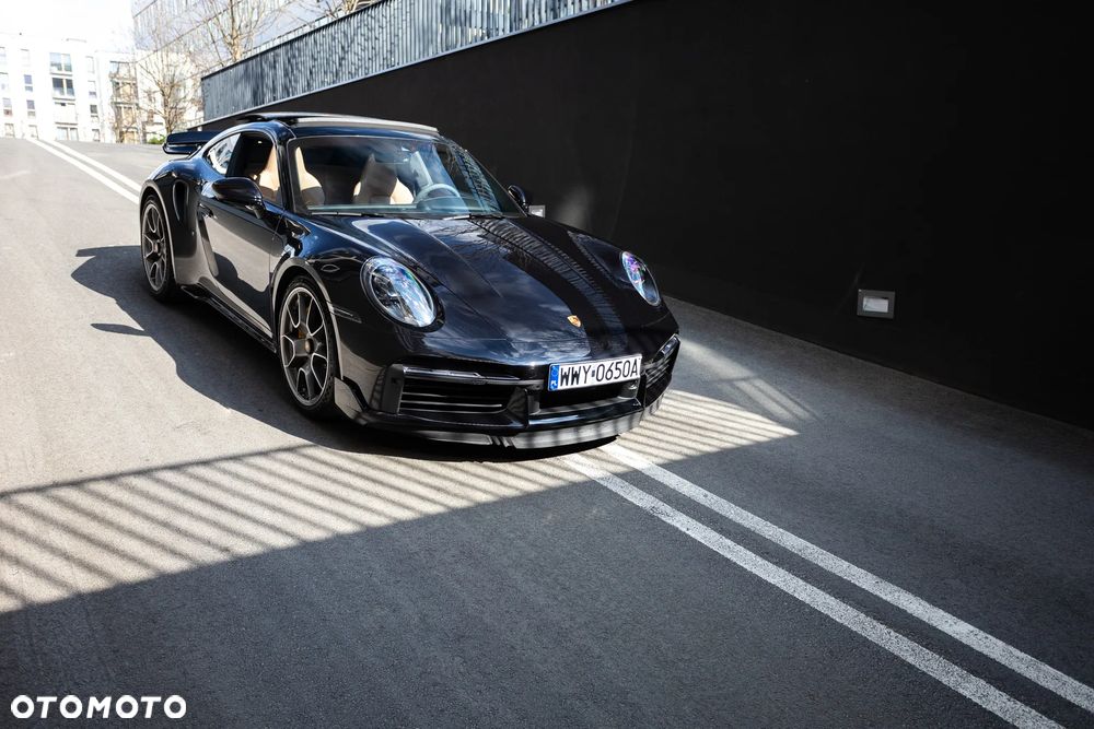 Porsche 911 Turbo S - 4