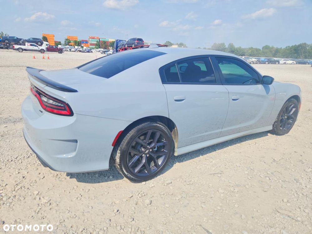 Dodge Charger - 4