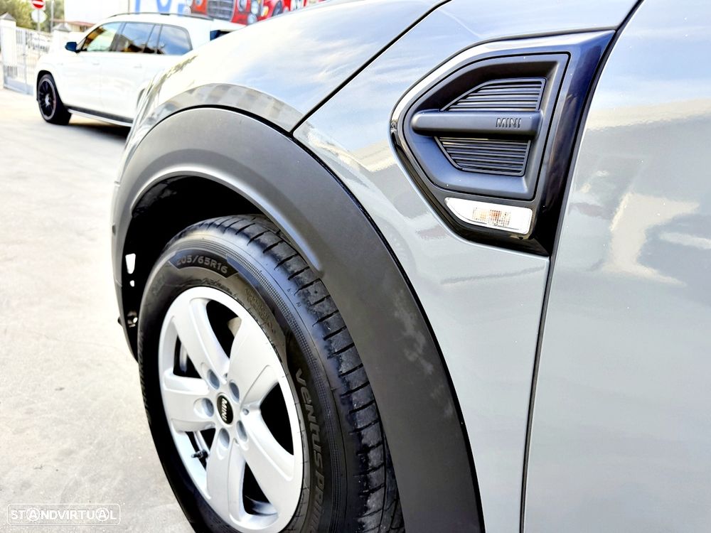 MINI Countryman Cooper Classic Auto - 58