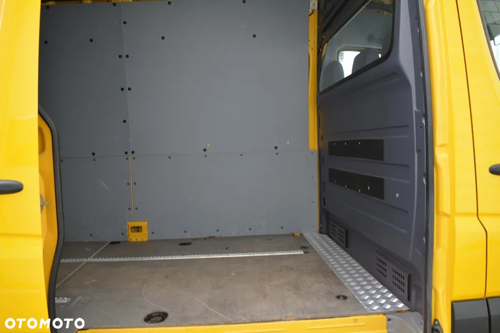 Volkswagen CRAFTER 35 2.0 TDI MAXI - 22