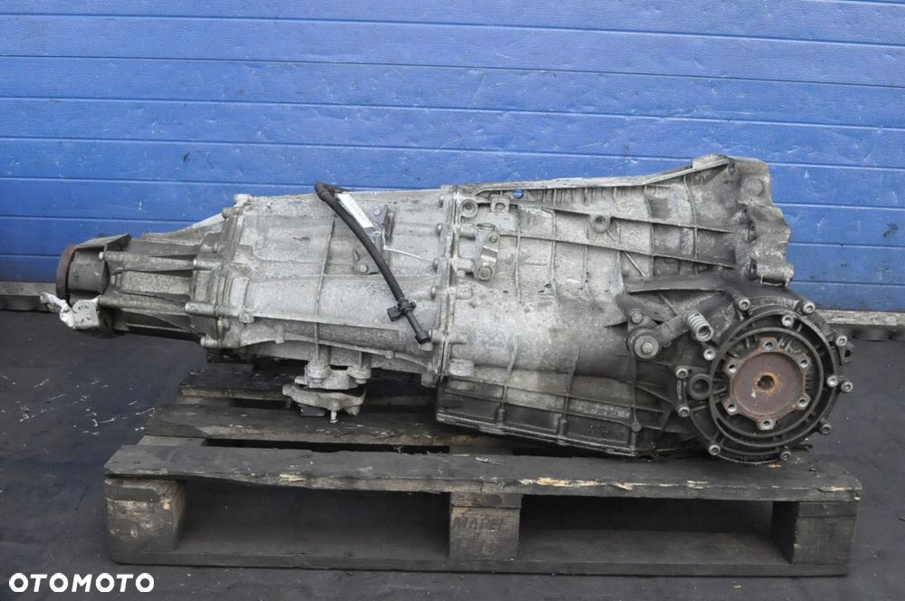 AUDI S4 B8 A4 3.0 TFSI 333KM SKRZYNIA MNL STRONIC - 1