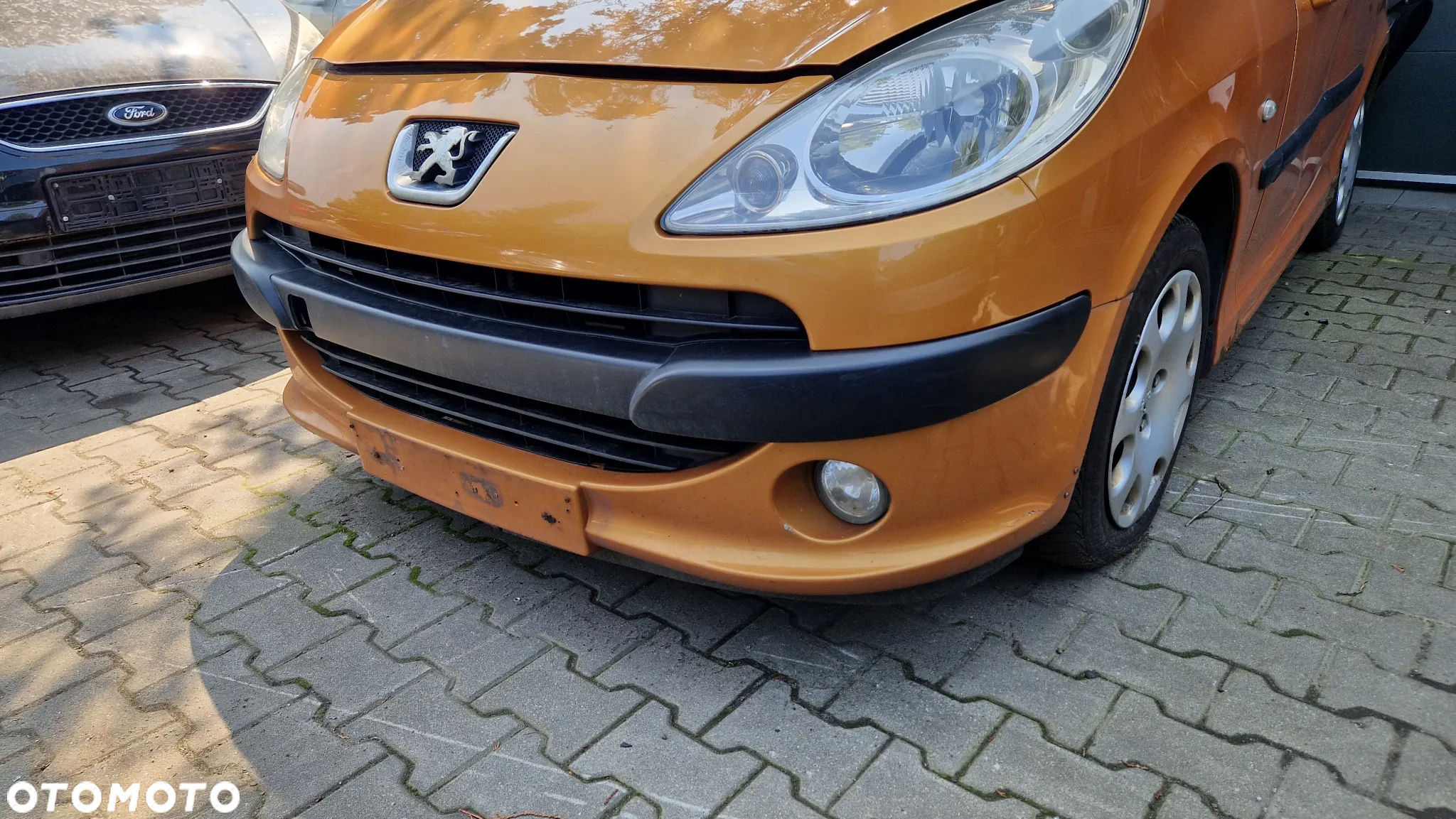 ZDERZAK PRZEDNI PEUGEOT 1007 - 2