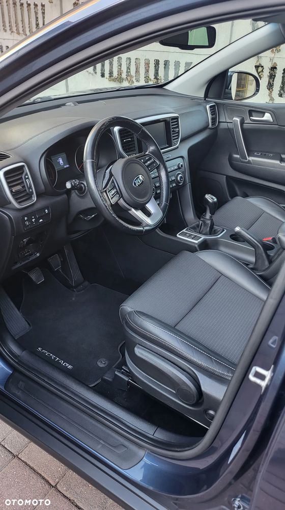 Kia Sportage 1.6 CRDI 2WD SPIRIT - 26