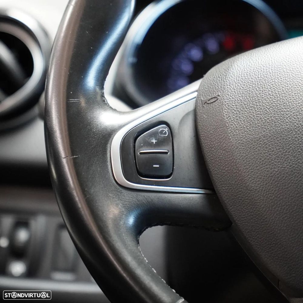 Renault Clio - 21