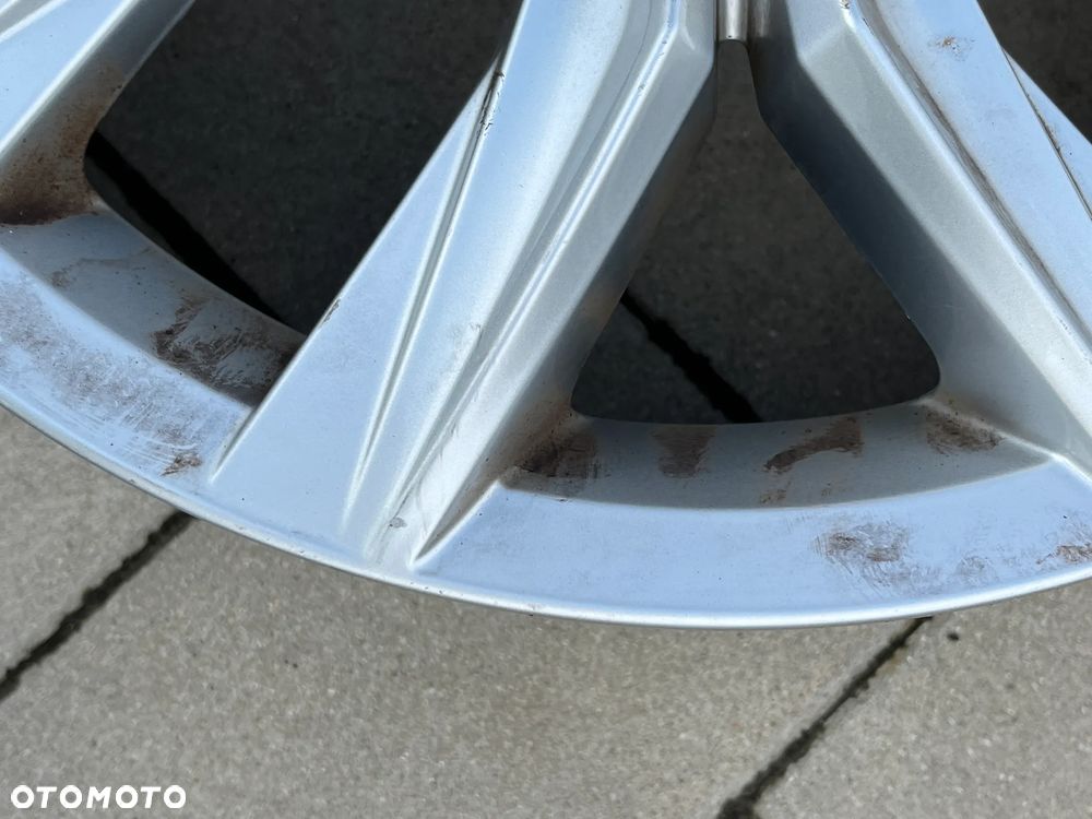 FELGA ALUMINIOWA VW VOLKSWAGEN 18" 5NA601025B 7Jx18 ET43 - 4