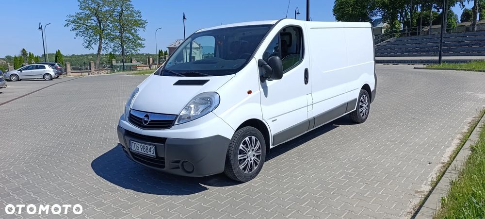 Opel Vivaro - 1