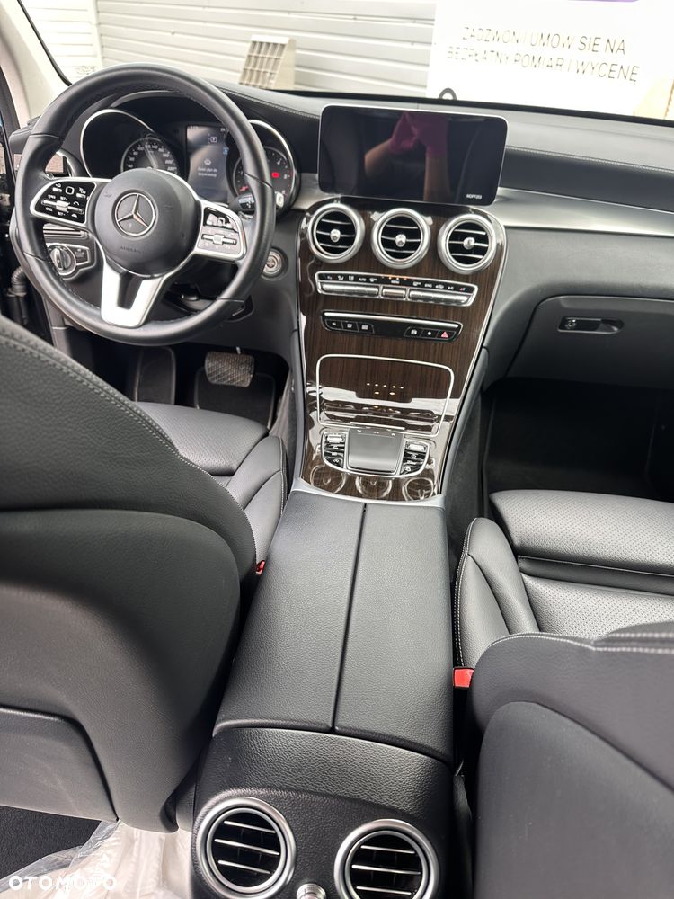 Mercedes-Benz GLC 200 d - 16