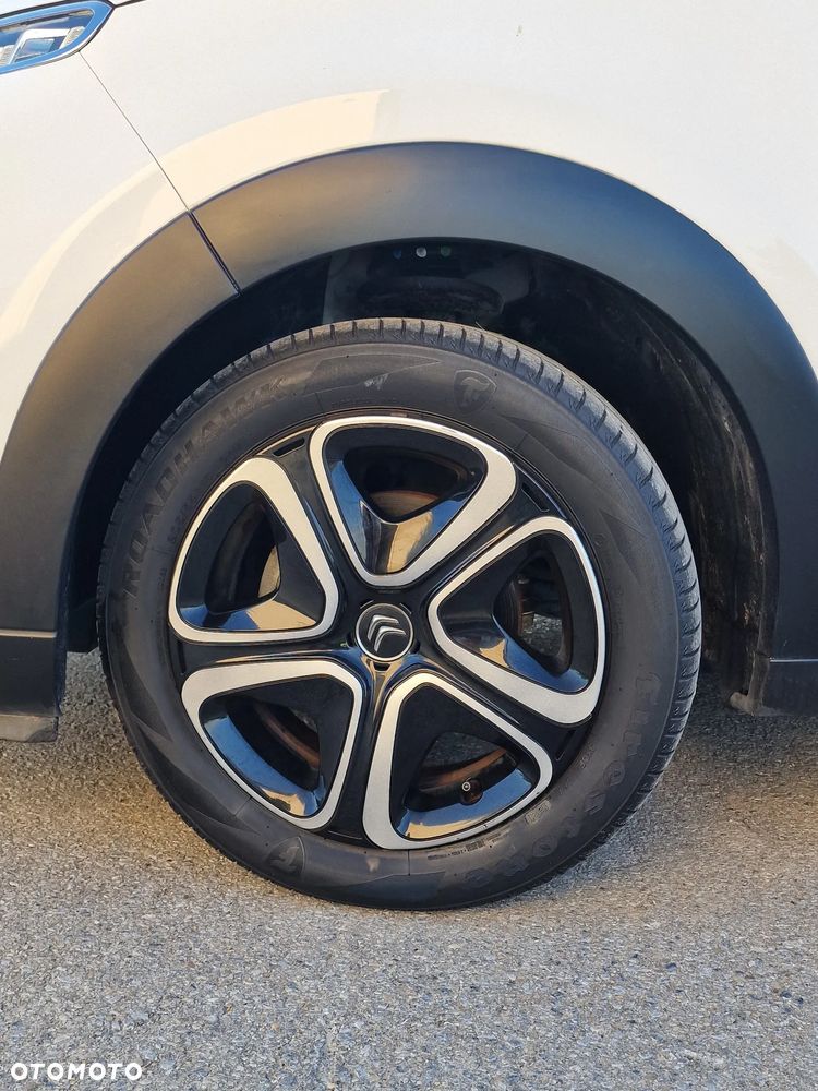 Citroën C3 1.2 PureTech Exclusive - 24