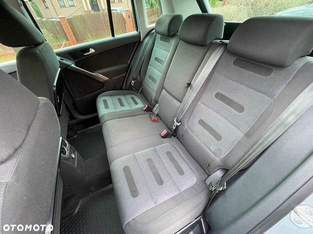 Volkswagen Tiguan 2.0 TDI BlueMot Sport&Style - 24