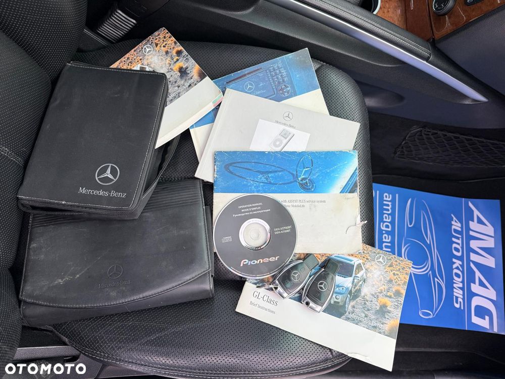 Mercedes-Benz GL 320 CDI 4Matic 7G-TRONIC - 32