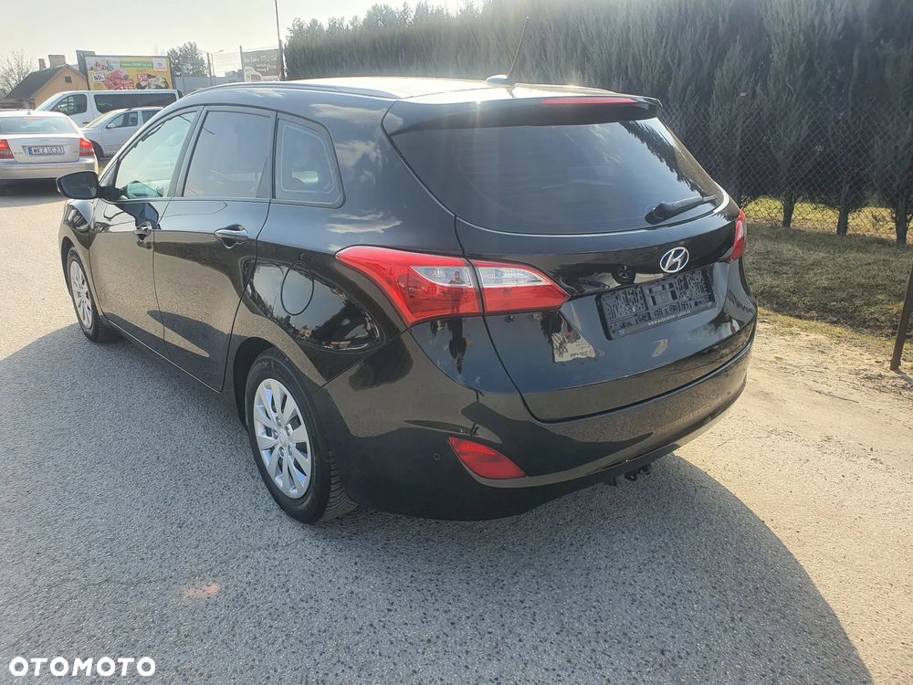 Hyundai i30 blue 1.6 CRDi Classic Navigation - 7