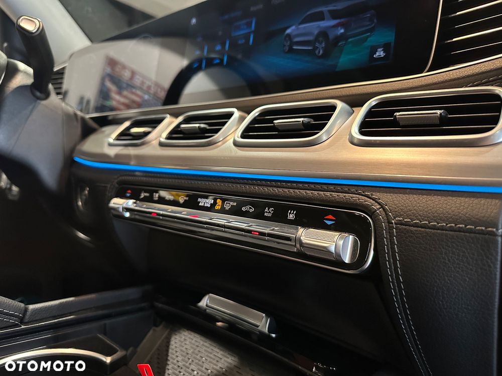 Mercedes-Benz GLE - 36