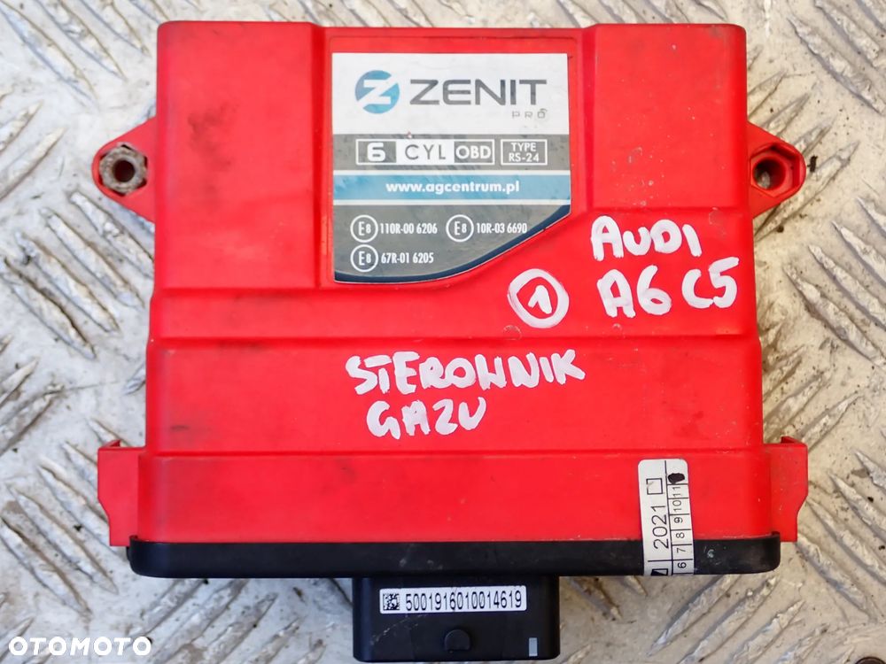 AUDI A6 C5 CZĘŚCI (1)- 4A0857833D, 8E0/1J0864203 B/C/D, 4B9827507M, 4B0823509,4B9827085D, 4B1880204G, DZWIGNIA HAMULCA RĘCZNEGO, 4B9827552M, 4B0823359C, LINKA MASKI, 8L0035501E, 4B0959655P, 8E0909559H, (E8) 67R-016205, 4B0962258N, 8D0422373C, 4B0955453A,  RADIO +PANEL - 27