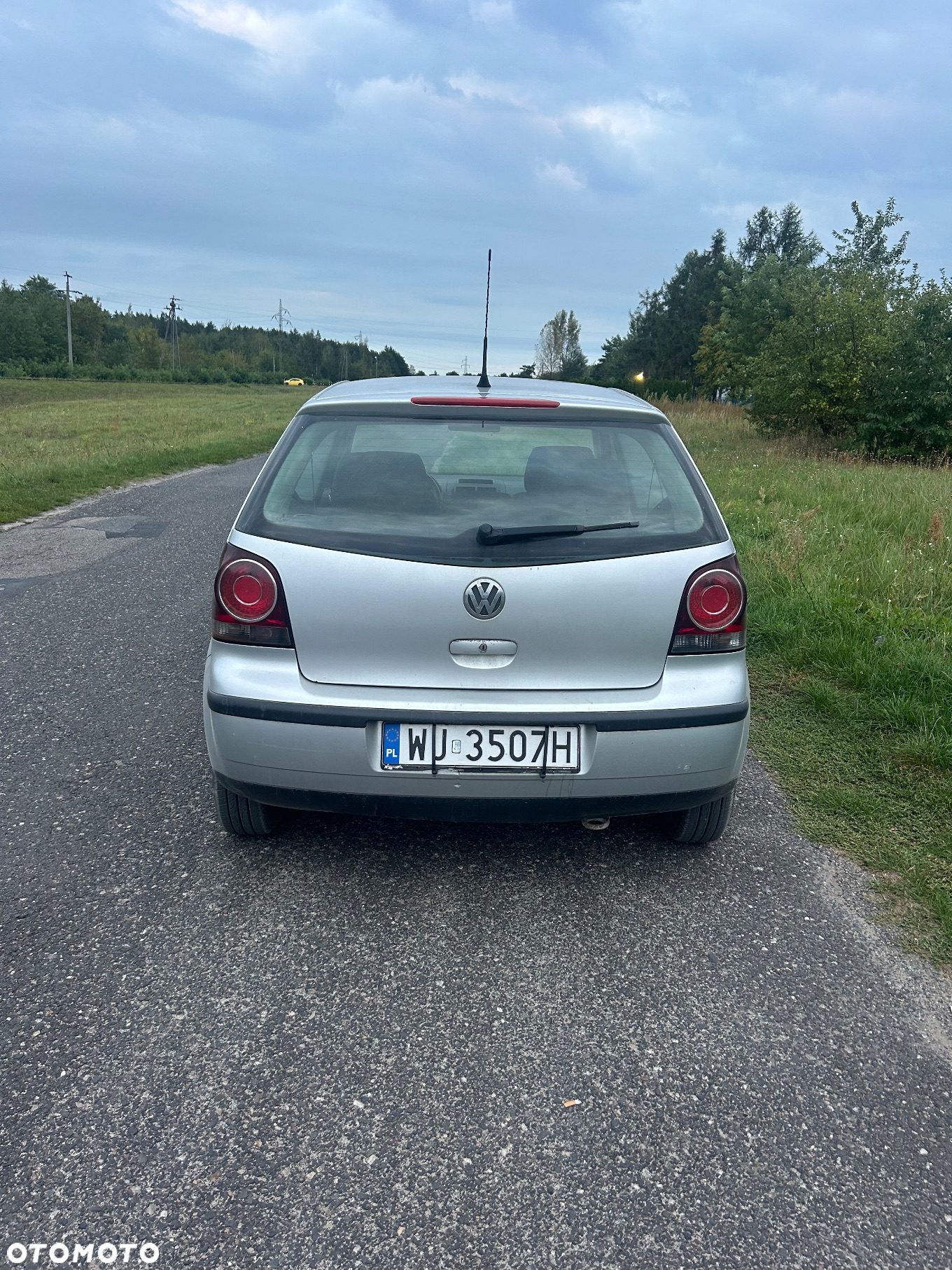 Volkswagen Polo 1.4 TDI Comfortline - 4