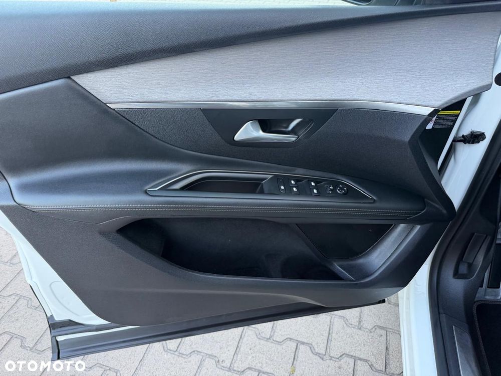Peugeot 3008 BlueHDi 180 Stop & Start EAT8 GT - 24
