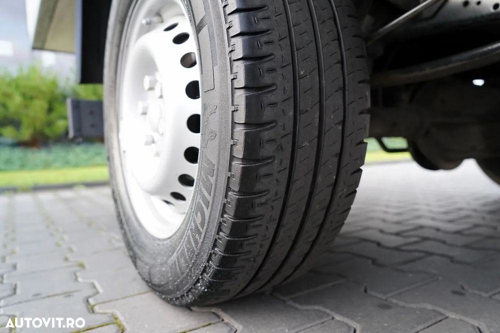 Iveco DAILY 35-130 / FRIGIDAR / CAMION TRANSPORT XARIOS 200 UNITĂȚI / IMPORTAT - 20