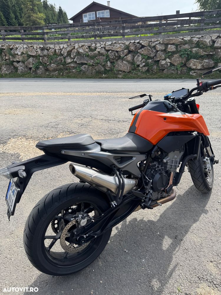 KTM 790 Duke - 4