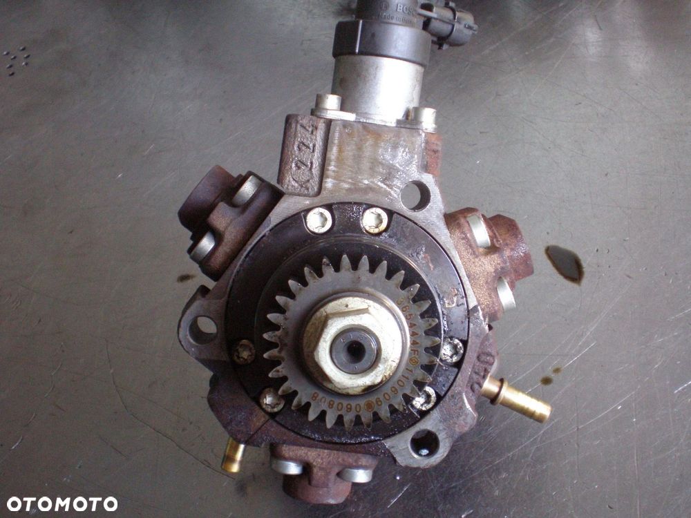 POMPA WTRYSKOWA OPEL 2.0 CDTI M9R 0445010170 - 2