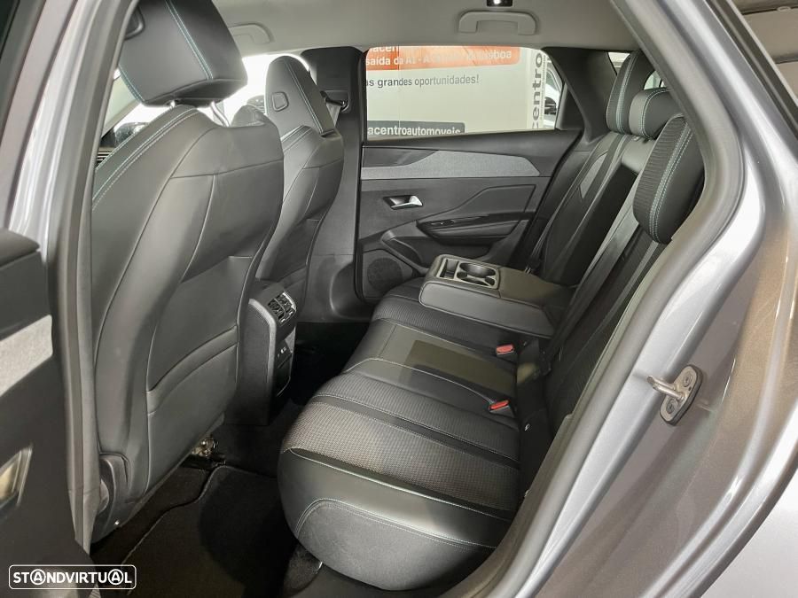 Peugeot 308 SW 1.2 PureTech Allure - 25