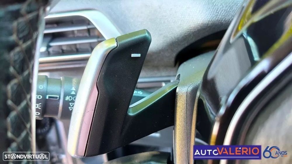 Peugeot 3008 1.5 BlueHDi Allure EAT8 - 13