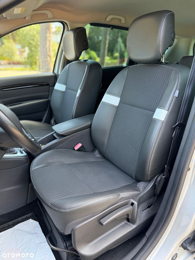 Renault Grand Scenic ENERGY TCe 130 INTENS - 23