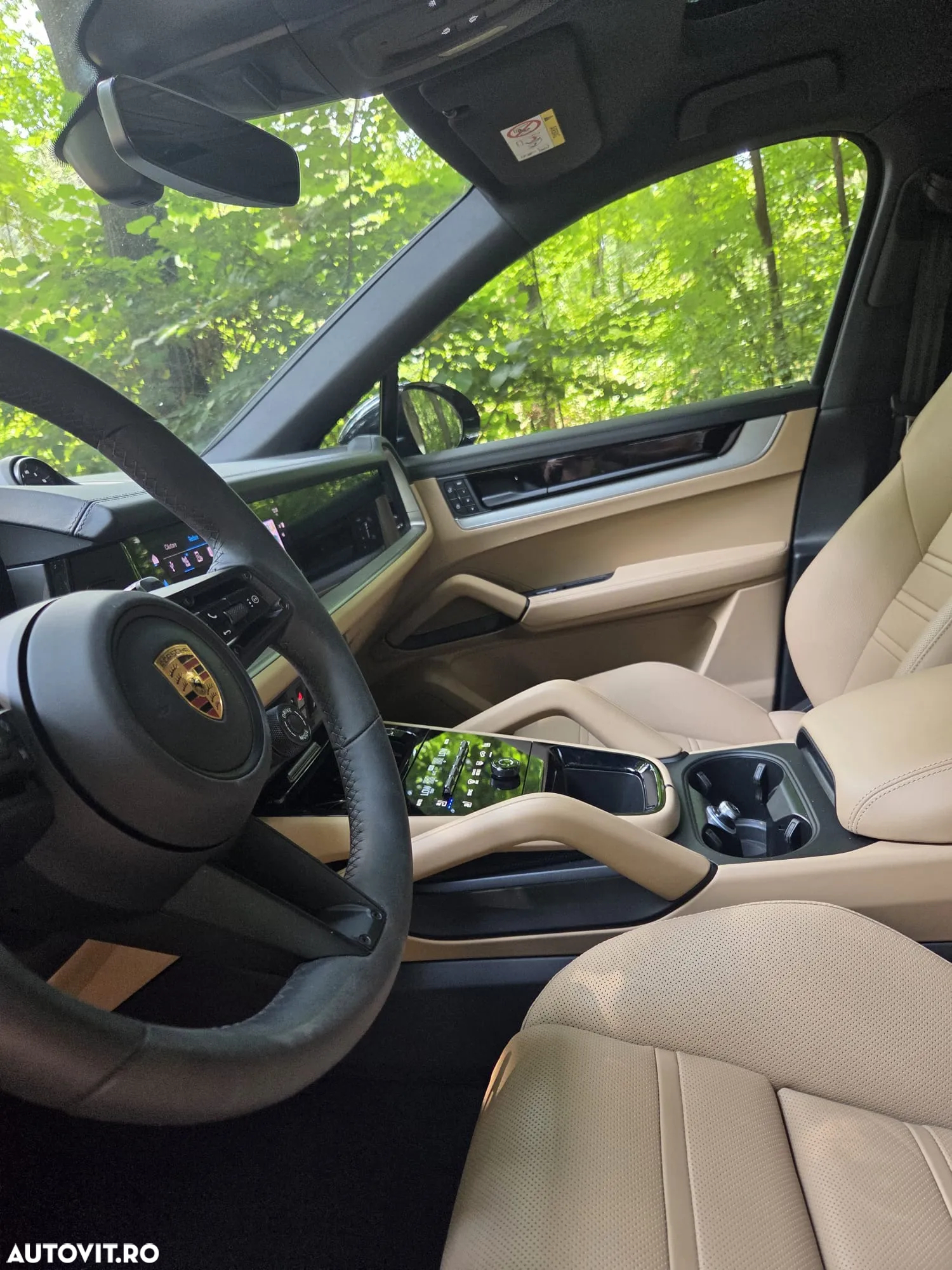 Porsche Cayenne Coupe Standard - 15