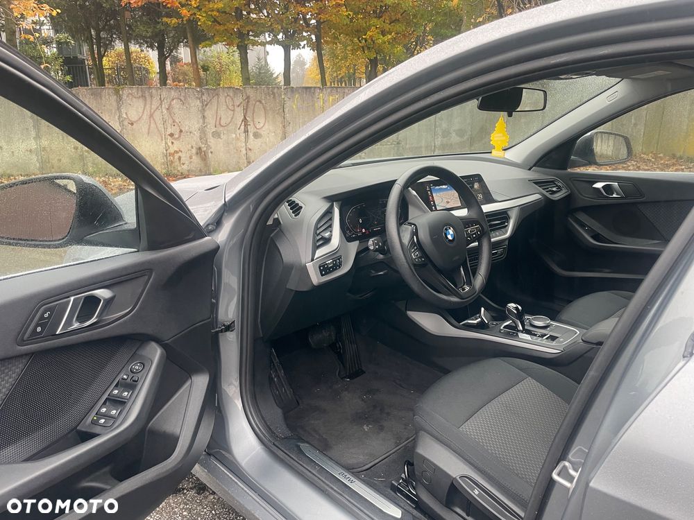 BMW Seria 1 116d Sport Line - 21
