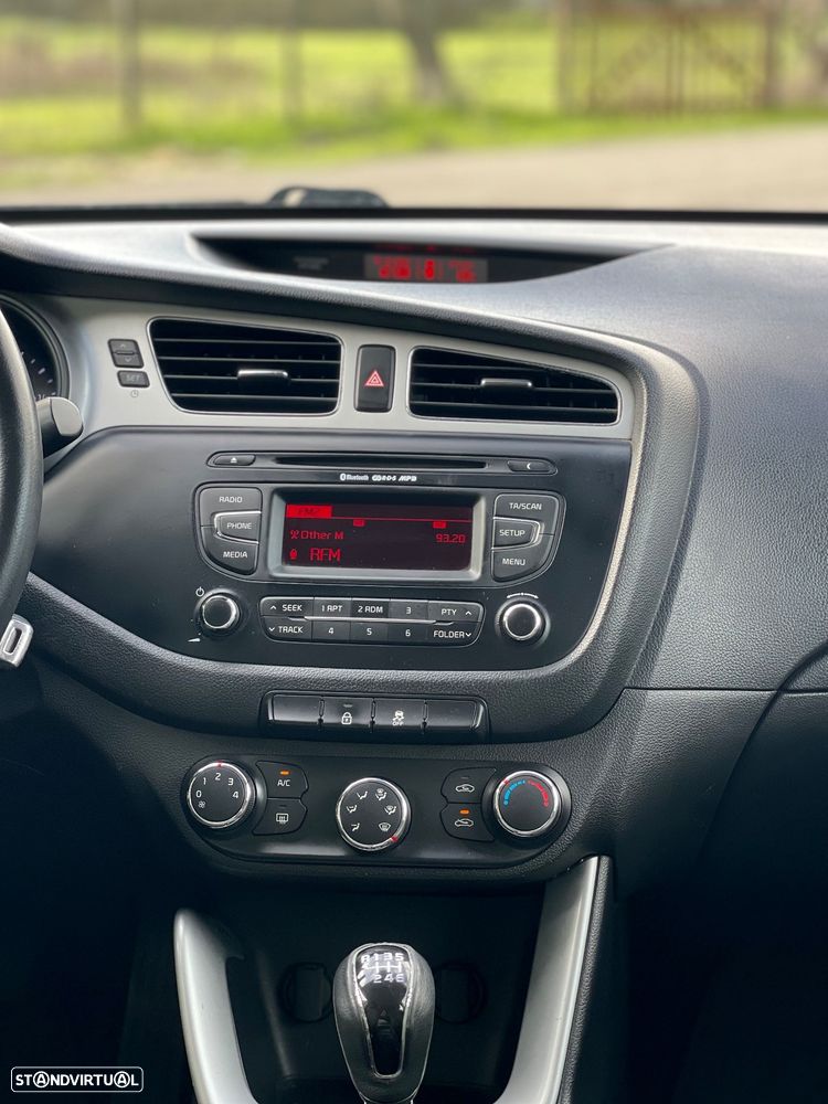Kia Ceed SW 1.4 CRDi ECO - 14