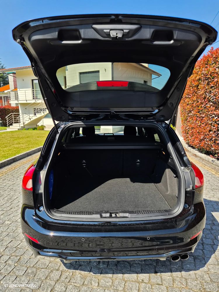 Ford Focus SW 1.5 TDCi EcoBlue ST-Line - 25